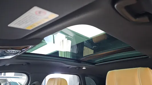 Land Rover 레인지로버 벨라 3.0 D300 R- HSE 2019 17
