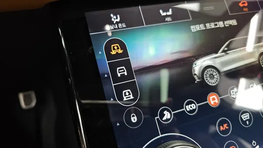 Land Rover 레인지로버 벨라 3.0 D300 R- HSE 2019 35
