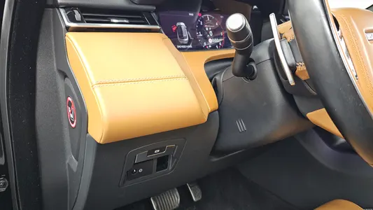 Land Rover 레인지로버 벨라 3.0 D300 R- HSE 2019 29