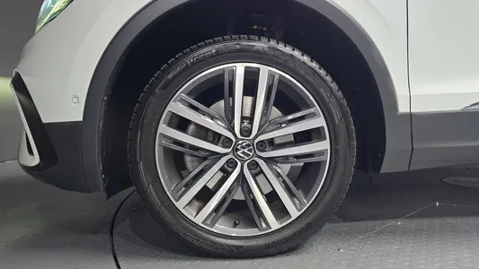 Volkswagen 티구안 올스페이스 2.0 TSI 2023 5