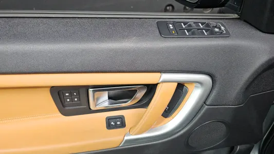 Land Rover 디스커버리 스포츠 2.0 TD4 HSE 2018 15