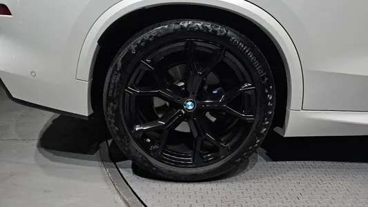 BMW X5 (G05) xDrive 40i M 2025 5