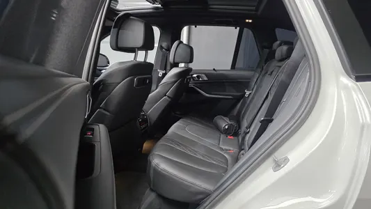 BMW X5 (G05) xDrive 40i M 2025 12