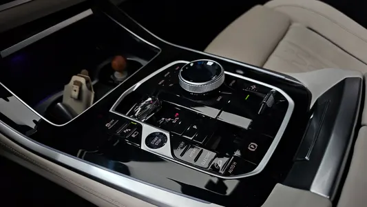 BMW X5 (G05) xDrive 50e M 2024 9