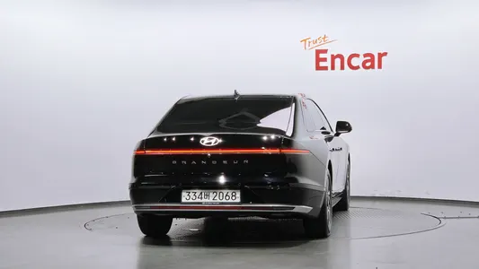 Hyundai (GN7) 3.5 LPG 2WD () 2023 4