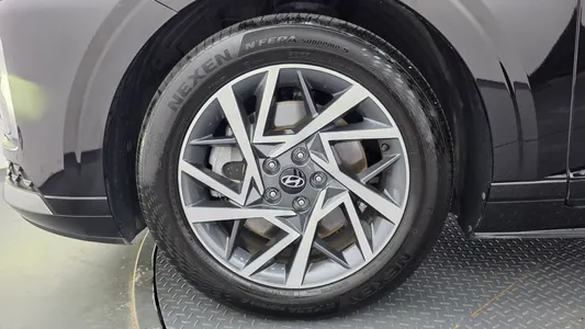 Hyundai (GN7) 3.5 LPG 2WD () 2023 5