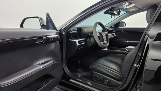 Hyundai (GN7) 3.5 LPG 2WD () 2023 10