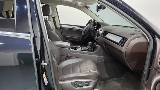 Volkswagen 투아렉 V6 3.0 TDI 2015 11