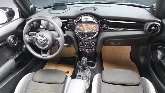 MINI S Convertible JCW 2024 7
