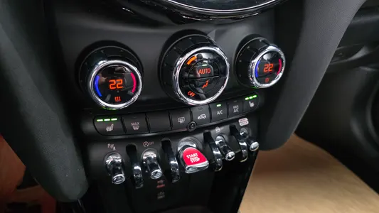 MINI S Convertible JCW 2024 18
