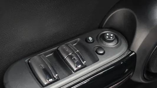 MINI S Convertible JCW 2024 28