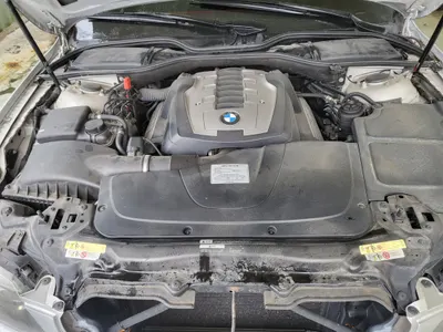 BMW 7 Series (E65) 740Li 2008 9