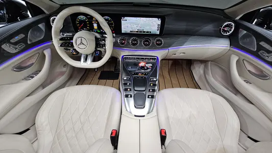 Mercedes-Benz AMG GT 4 43 4MATIC+ 2023 6