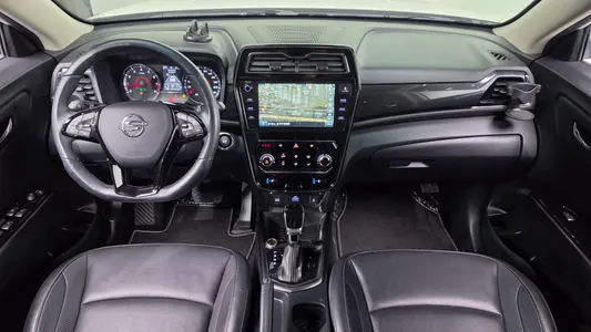 KG Mobility 티볼리 에어 1.5 A3 2WD 2022 7