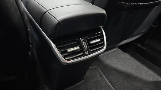 Hyundai IG 3.0 LPi () 2021 28