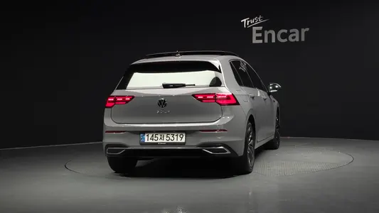 Volkswagen 8 2.0 TDI 2024 4