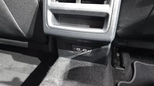 Volkswagen 8 2.0 TDI 2024 35