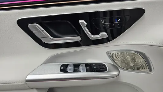 Mercedes-Benz EQE V295 EQE53 AMG 4MATIC+ 2023 19