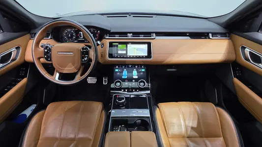 Land Rover 레인지로버 벨라 3.0 D300 R- HSE 2018 7