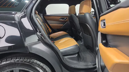 Land Rover 레인지로버 벨라 3.0 D300 R- HSE 2018 11