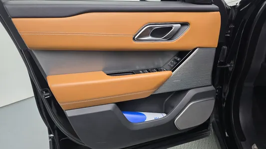 Land Rover 레인지로버 벨라 3.0 D300 R- HSE 2018 24