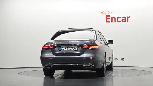 Mercedes-Benz E-Class W213 E350 4MATIC 2021 4
