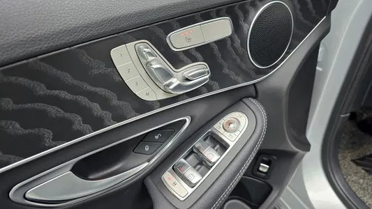 Mercedes-Benz C-Class W205 C200 2018 28