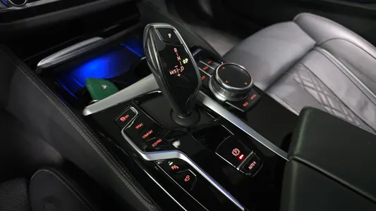 BMW 5 Series (G30) 530i xDrive M 2023 9