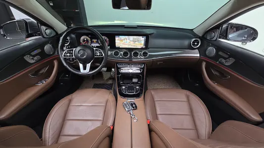 Mercedes-Benz E-Class W213 E300 4MATIC AMG Line 2020 7