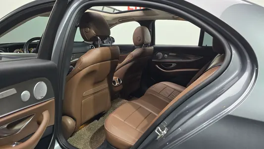 Mercedes-Benz E-Class W213 E300 4MATIC AMG Line 2020 11