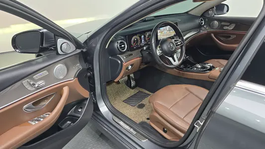 Mercedes-Benz E-Class W213 E300 4MATIC AMG Line 2020 10