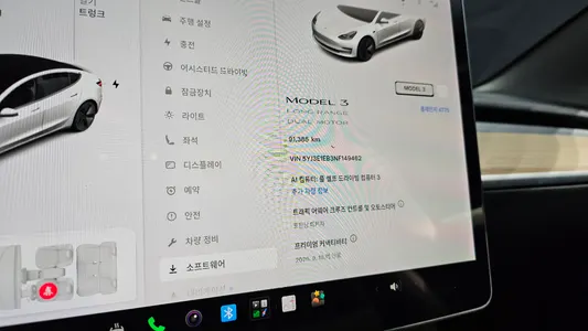 Tesla 3 AWD 2022 8