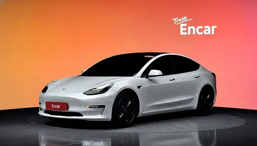 Tesla 3 AWD 2022