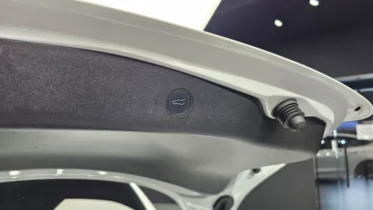 Tesla 3 AWD 2022 20