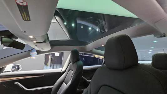 Tesla 3 AWD 2022 19