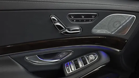 Mercedes-Benz S-Class W222 S560L 4MATIC 2020 19
