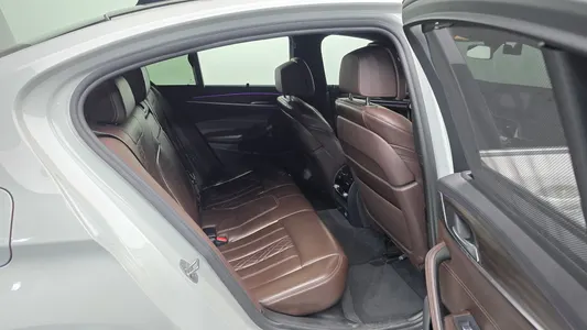 BMW 5 Series (G30) 520d xDrive M 2019 12