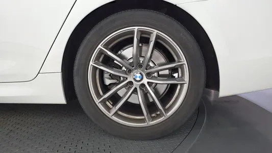 BMW 5 Series (G30) 520d xDrive M 2019 21