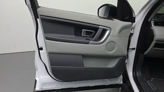 Land Rover 디스커버리 스포츠 2.0 TD4 SE 2016 24