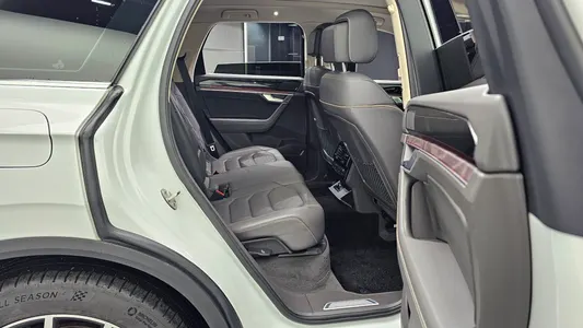 Volkswagen 3 3.0 TDI 2020 12