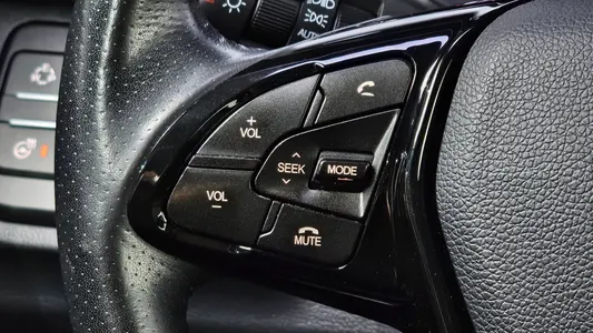 KG Mobility Tivoli VX 2WD 2017 18