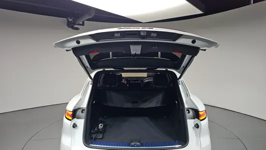 Porsche (PO536) 4.0 GTS 2025 20