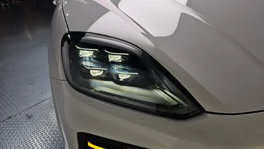 Porsche (PO536) 4.0 GTS 2025 23