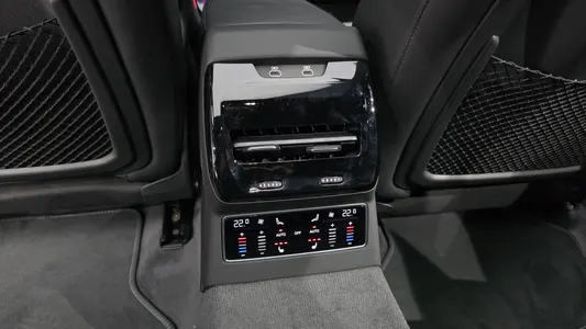 Audi A6 (C9) 40 TDI S Line 2026 18