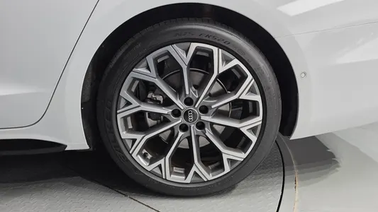 Audi A6 (C9) 40 TDI S Line 2026 21