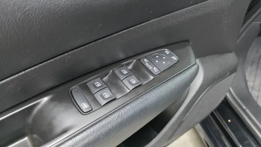 Renault Korea SM6 2.0 LPe SE 2020 28