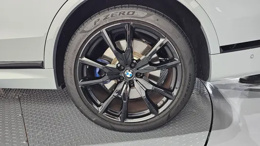 BMW X7 (G07) M60i xDrive M 6 2024 22