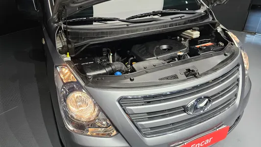 Hyundai Grand Starex 3 2016 6