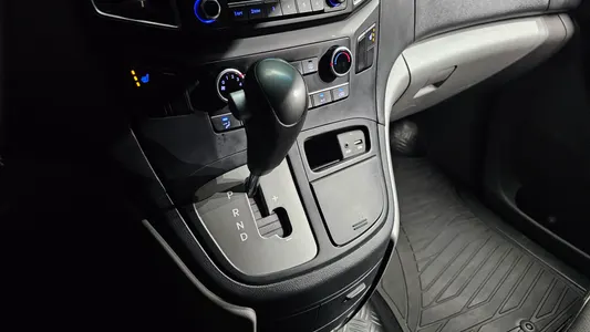 Hyundai Grand Starex 3 2016 9