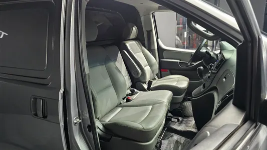 Hyundai Grand Starex 3 2016 11